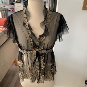 Anna Sui - Mesh Cover